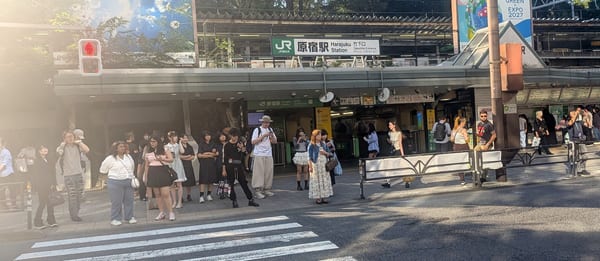 JR Harajuku Station, Takeshita Entrance, and the crosswalk in front